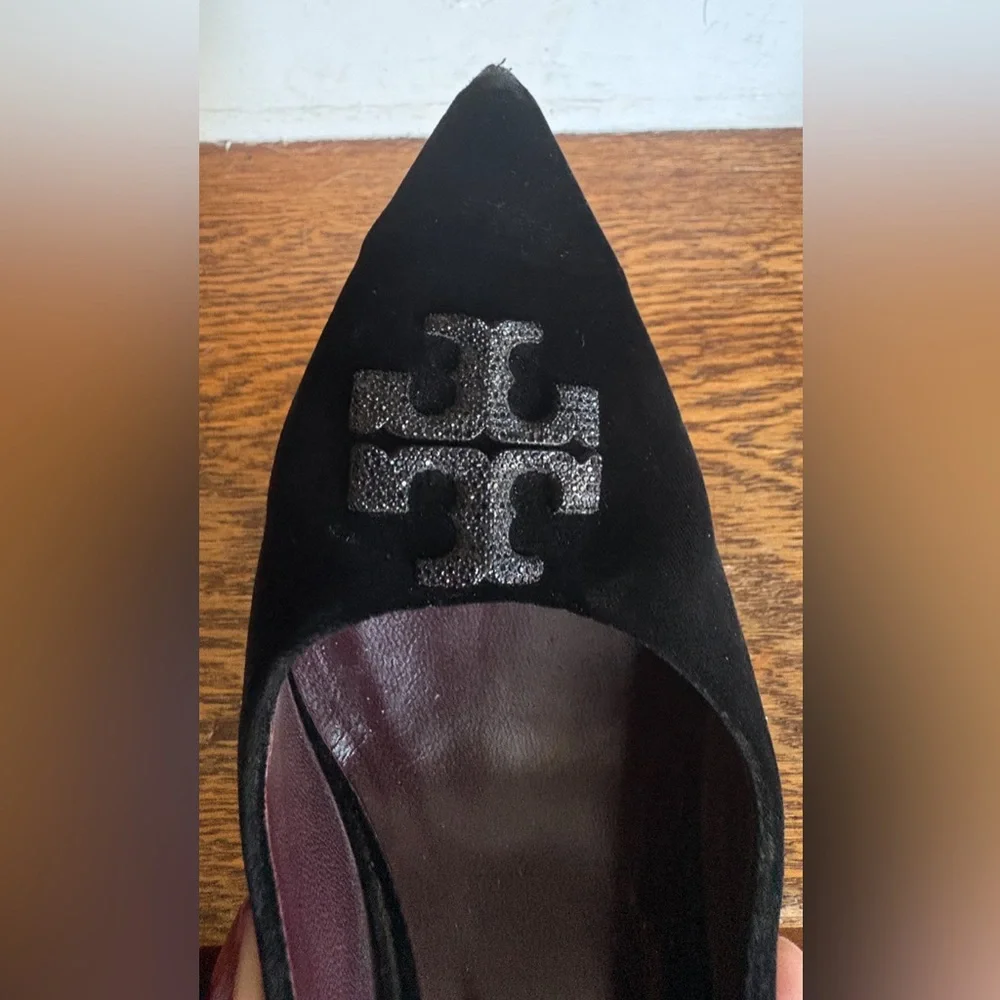 Tory Burch Black Velvet Eleanor 65‎ MM Heels Size 11 Flaw: Wear